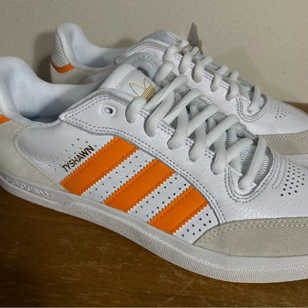 Size 9.5 - adidas Tyshawn Low White Orange Gold
